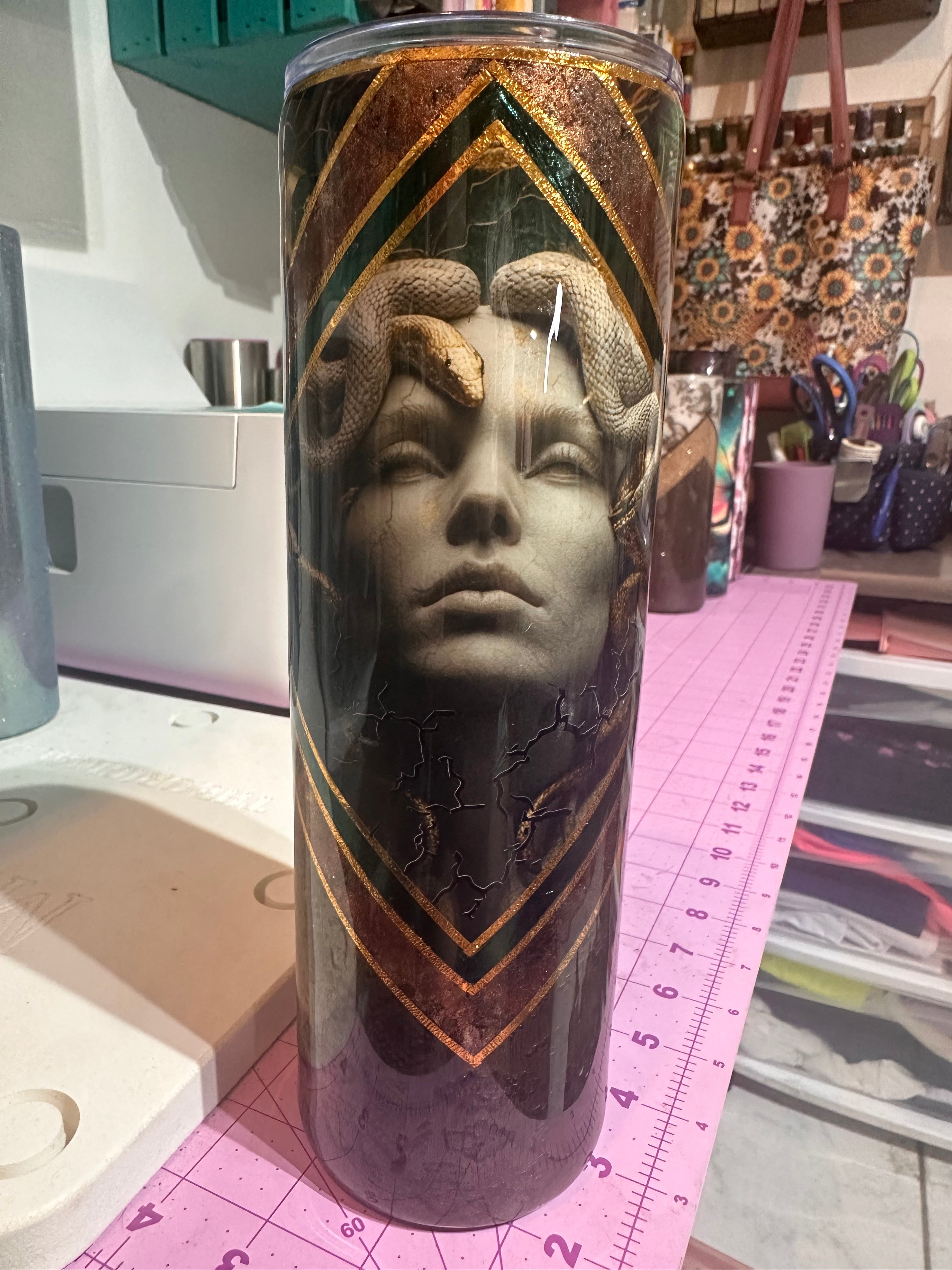 Medusa tumbler